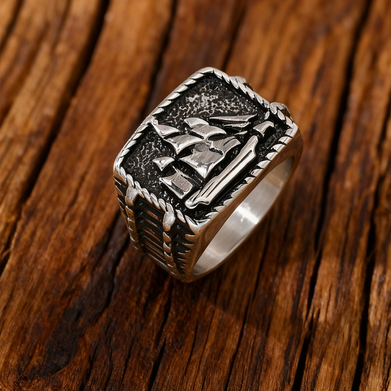 Kemstone Men’s Stainless Steel Sailboat Ring – Vintage Nautical Square Band TR0515