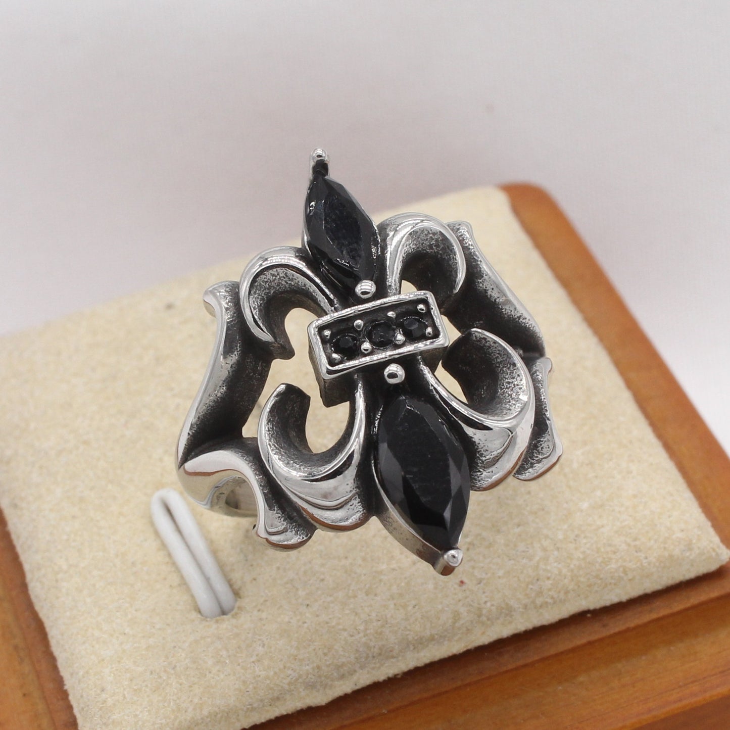 Kemstone Vintage Black Stone Titanium Steel Ring for Men – Gothic Style R1948