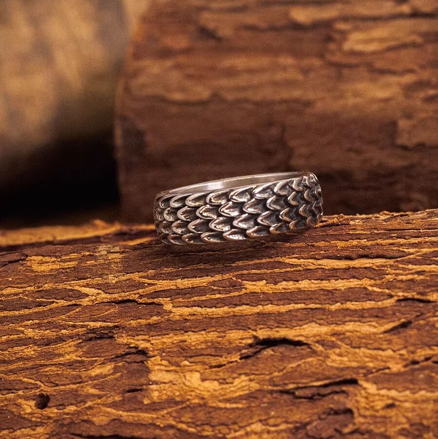 Kemstone Titanium Steel Dragon Scale Ring for Men – Vintage Texture NW-JZ119