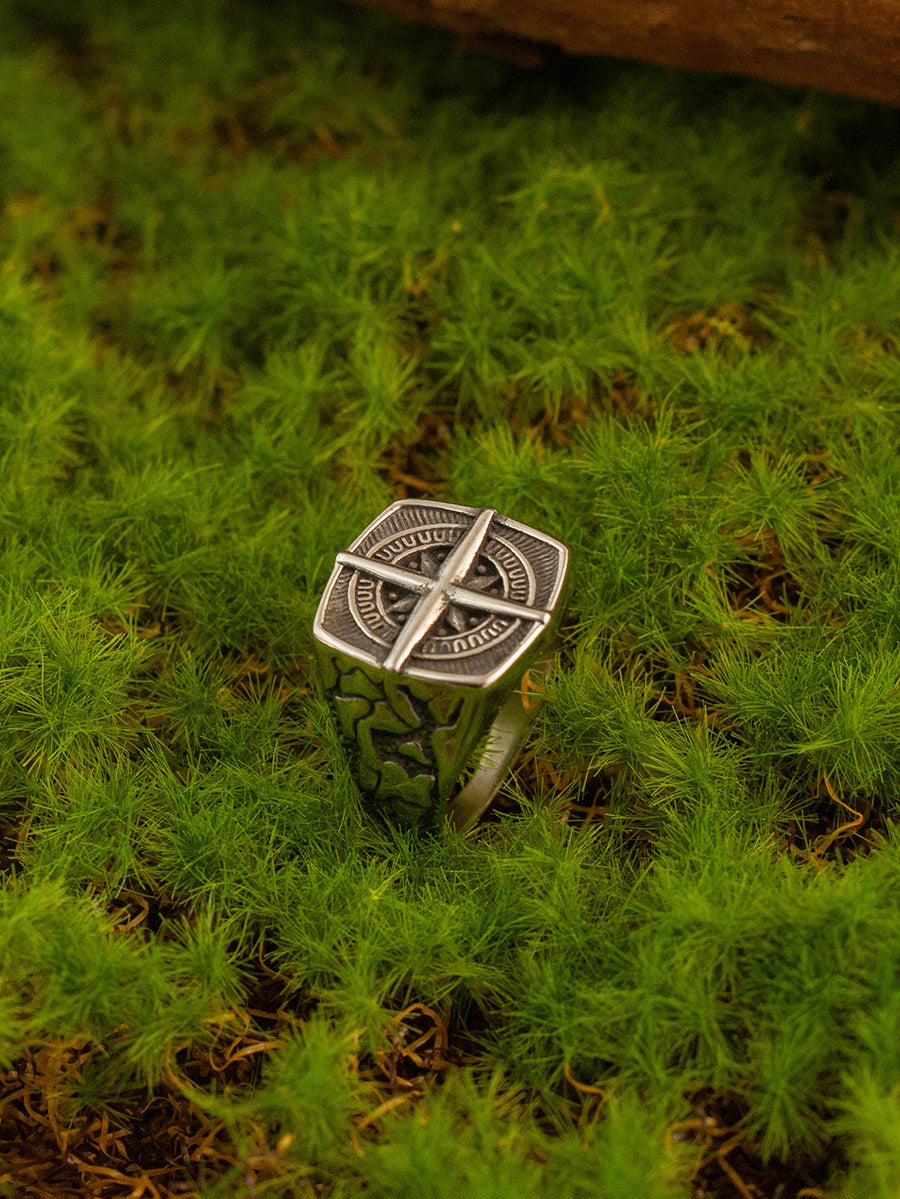 Kemstone Titanium Steel Nautical Compass Ring for Men – Vintage Maritime Design NW-JZ149