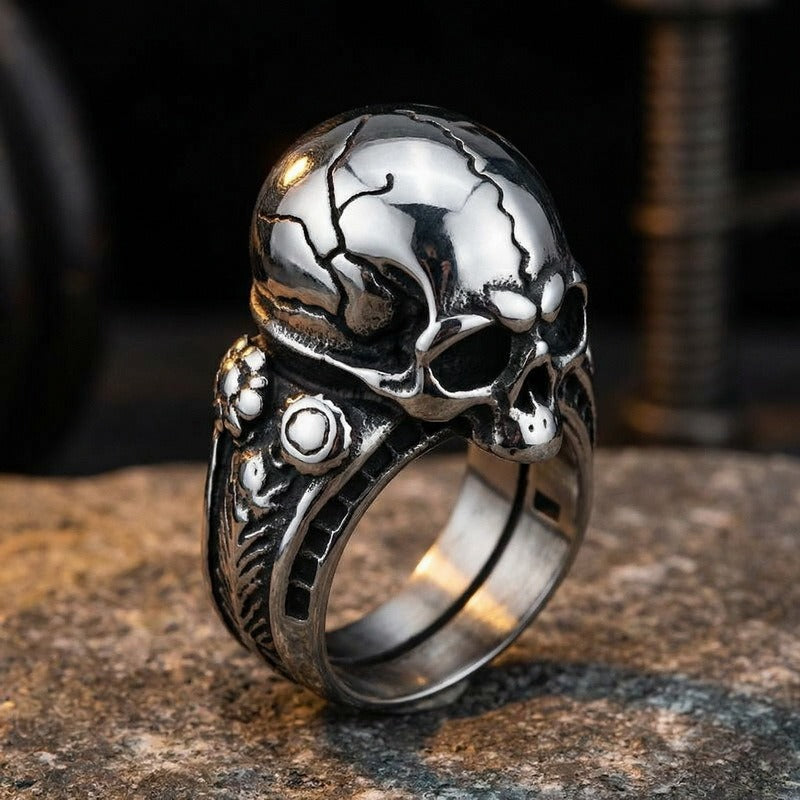 Kemstone Titanium Steel Skull Signet Ring for Men Gothic Cracked Heavy Punk KR114275-KJX