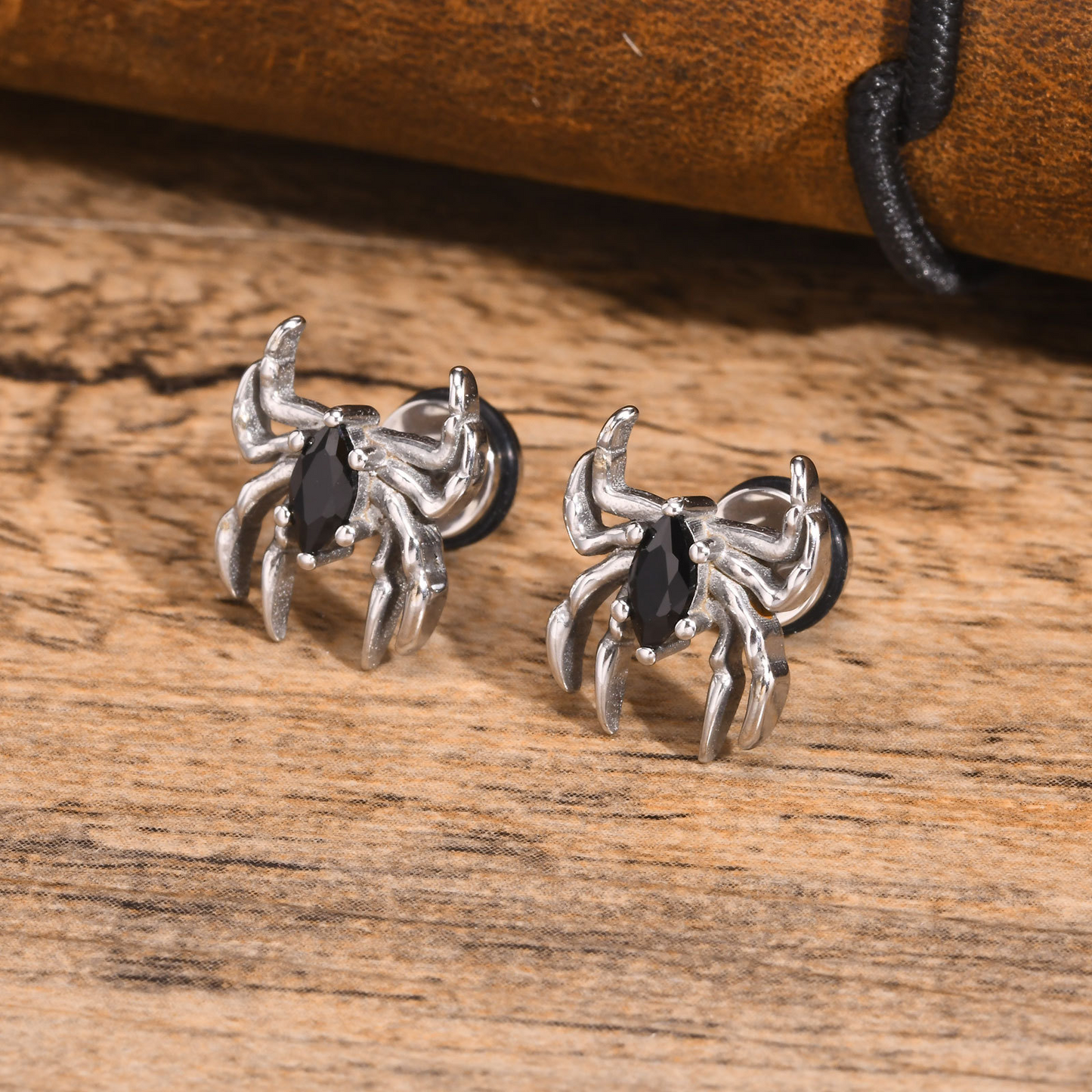 Kemstone Stainless Steel Gothic Stud Earring – Cross Cat Spider Symbol ES-512