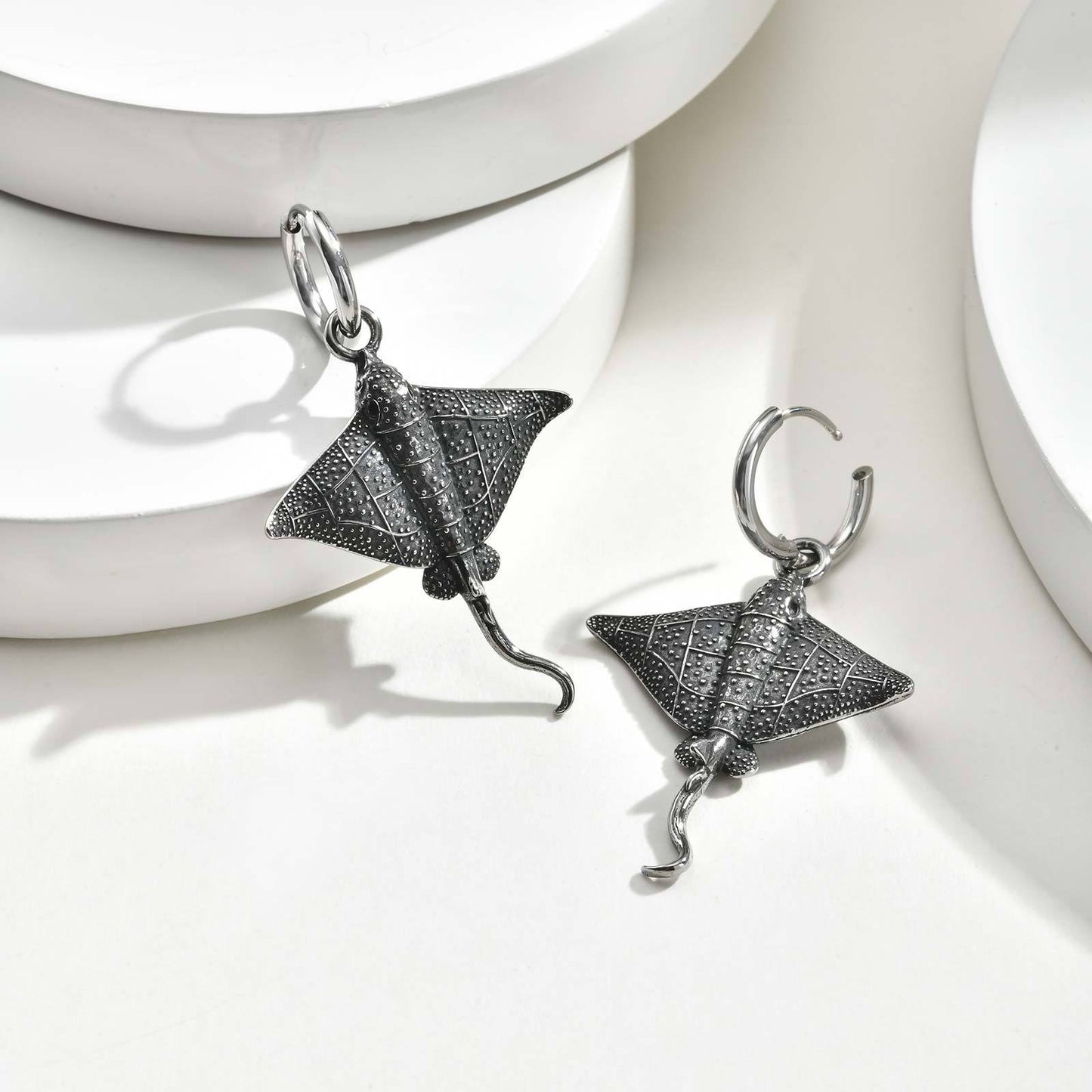 Kemstone Men’s Stainless Steel Manta Ray Hoop Earrings – Pierced Style ED-949