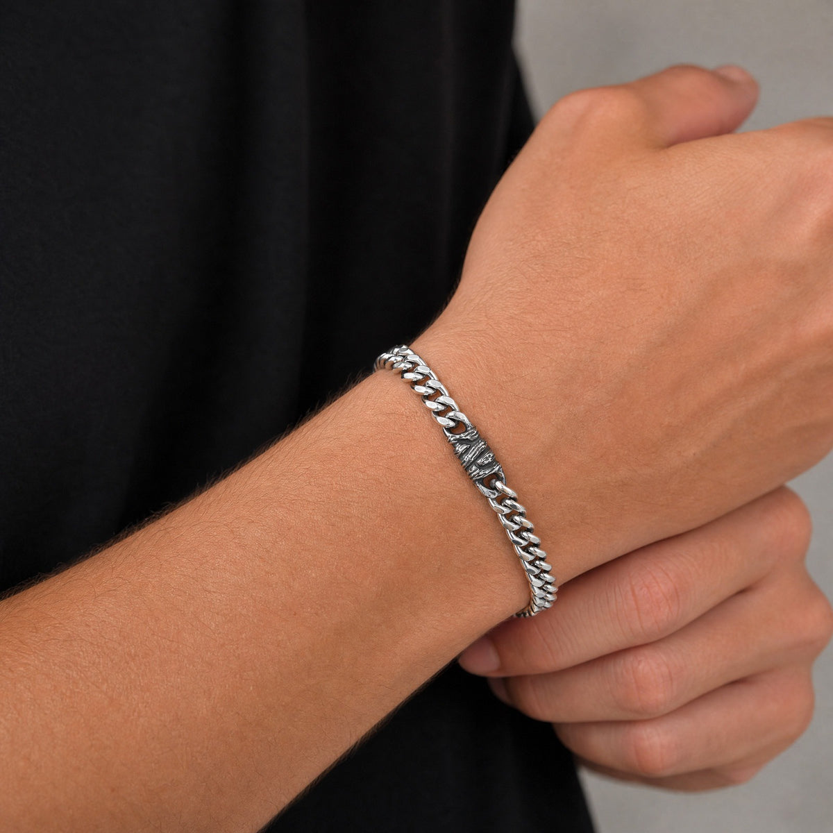 Kemstone Curb Chain Bracelet for Men Stainless Steel Textured Links BR-3280