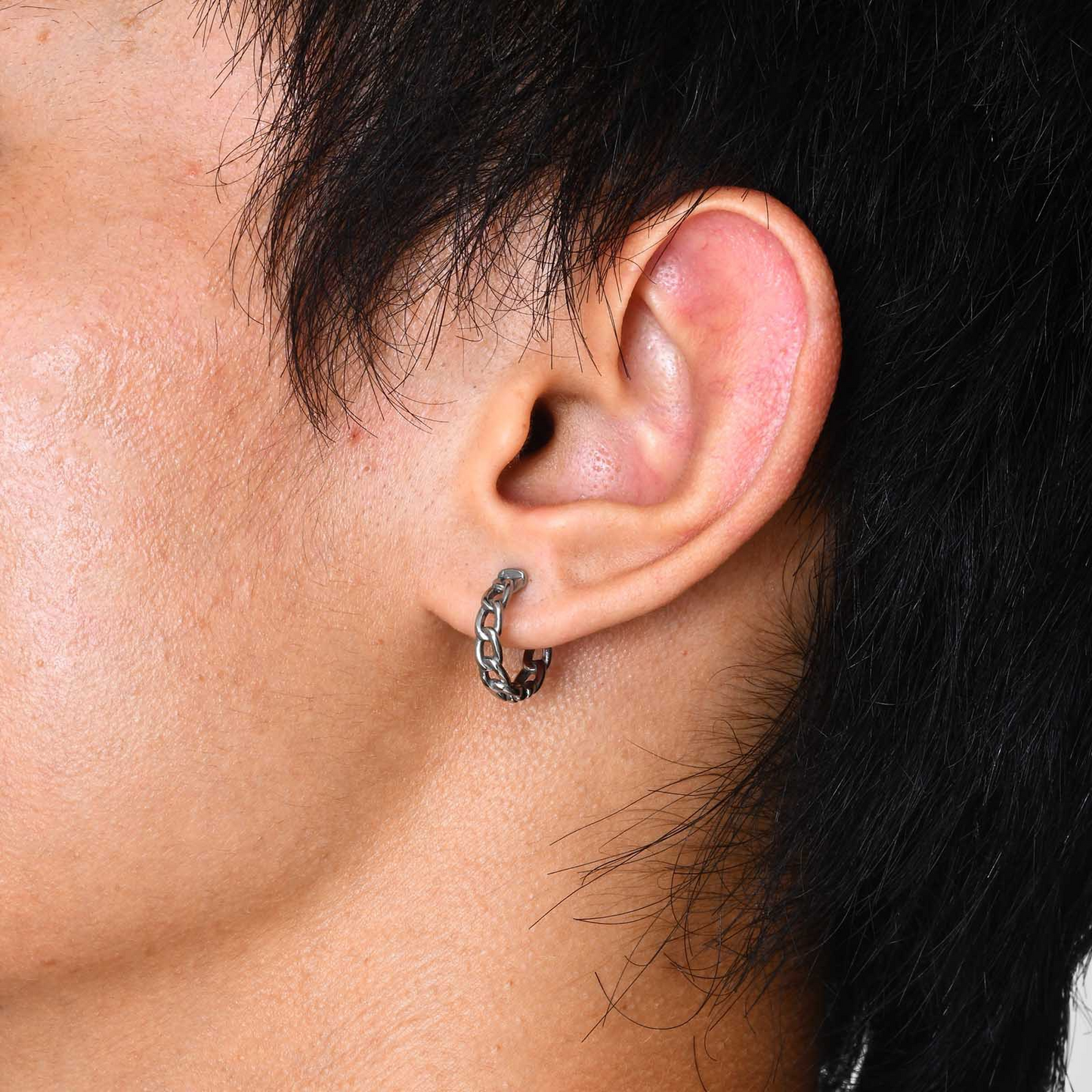 Kemstone Men’s Stainless Steel Chain Hoop Earring – Silver Black EH-302