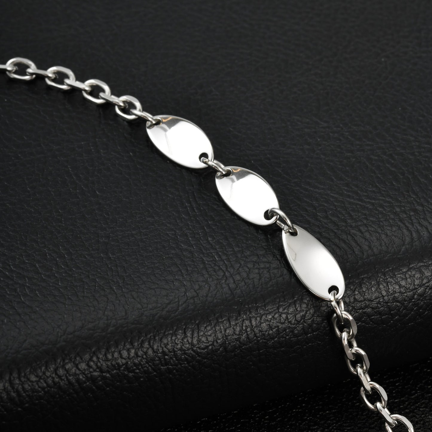 Kemstone Stainless Steel Oval Link Bracelet for Men Silver BR-3041