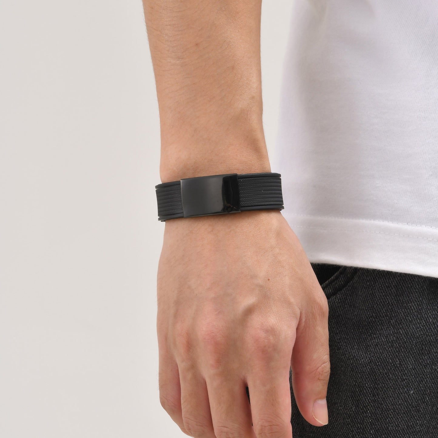 Kemstone Stainless Steel Curved Plate Silicone Bracelet for Men BS-152