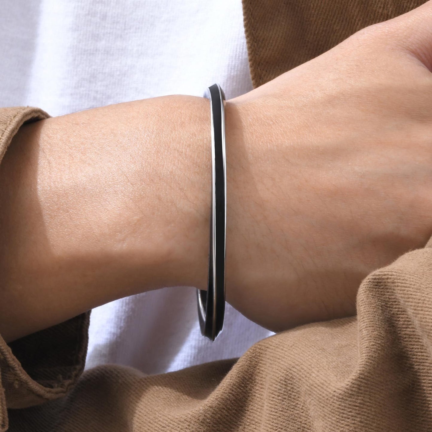 Kemstone Cuff Bracelet for Men Stainless Steel Black Mobius Design B-604