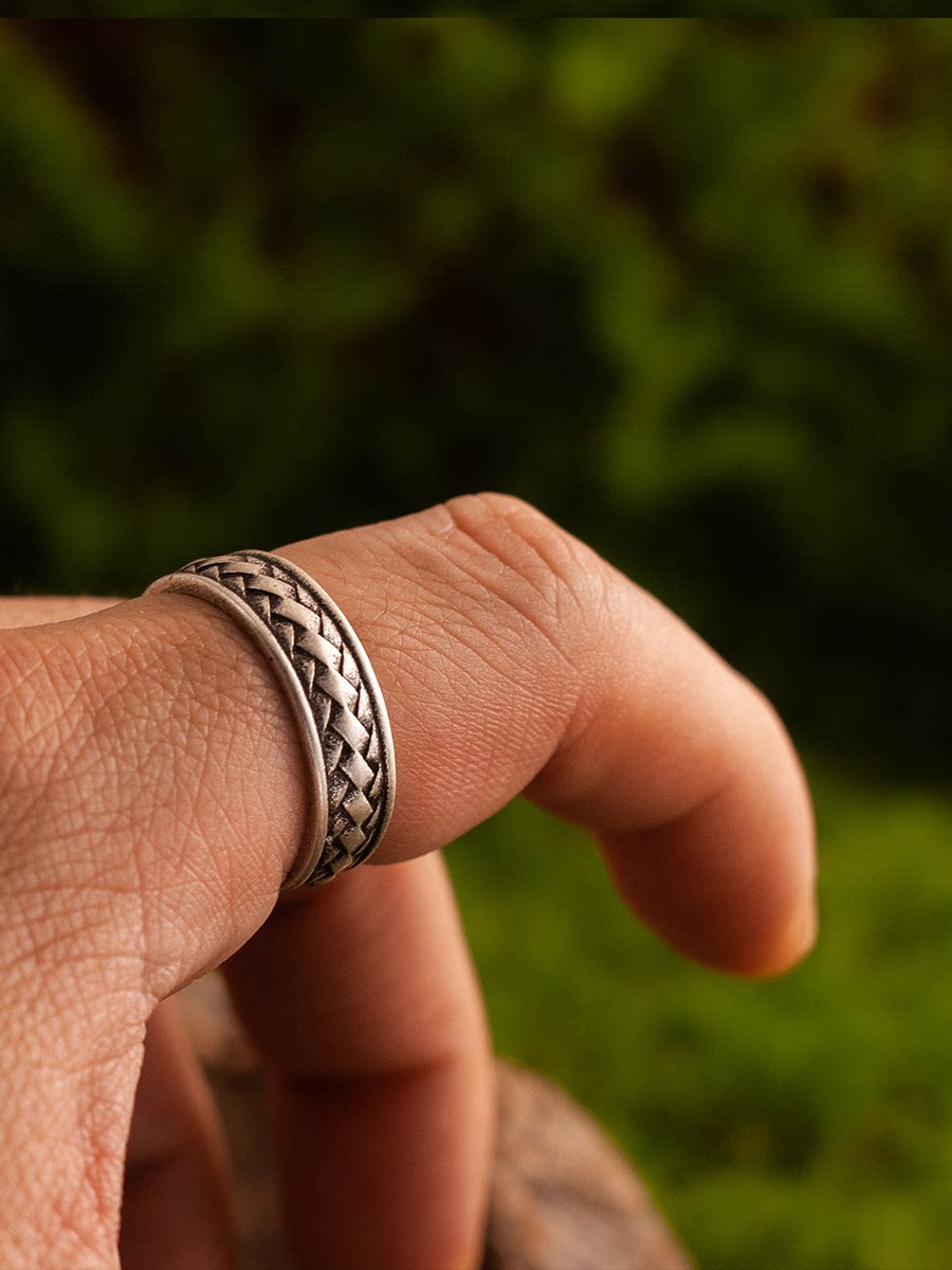 Kemstone Braided Texture Ring – Titanium Steel 7MM for Men NW-JZ167