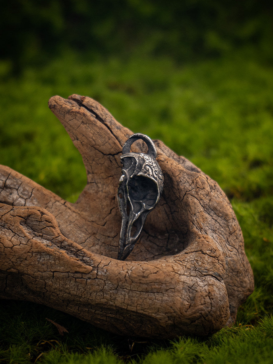 Kemstone Raven Head Pendant Necklace Titanium Steel Nordic Style for Men NW-XL162