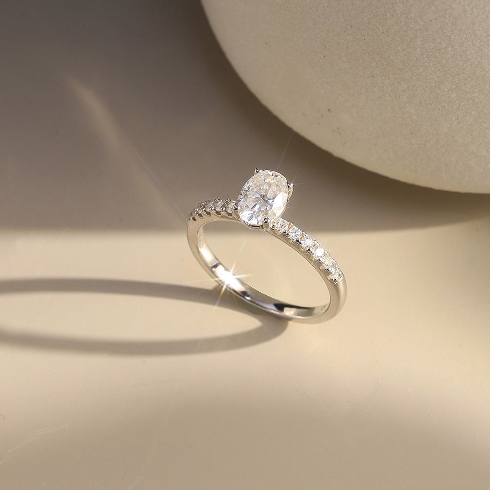 Kemstone 925 Sterling Silver Oval Moissanite Ring for Women Silver MOR10