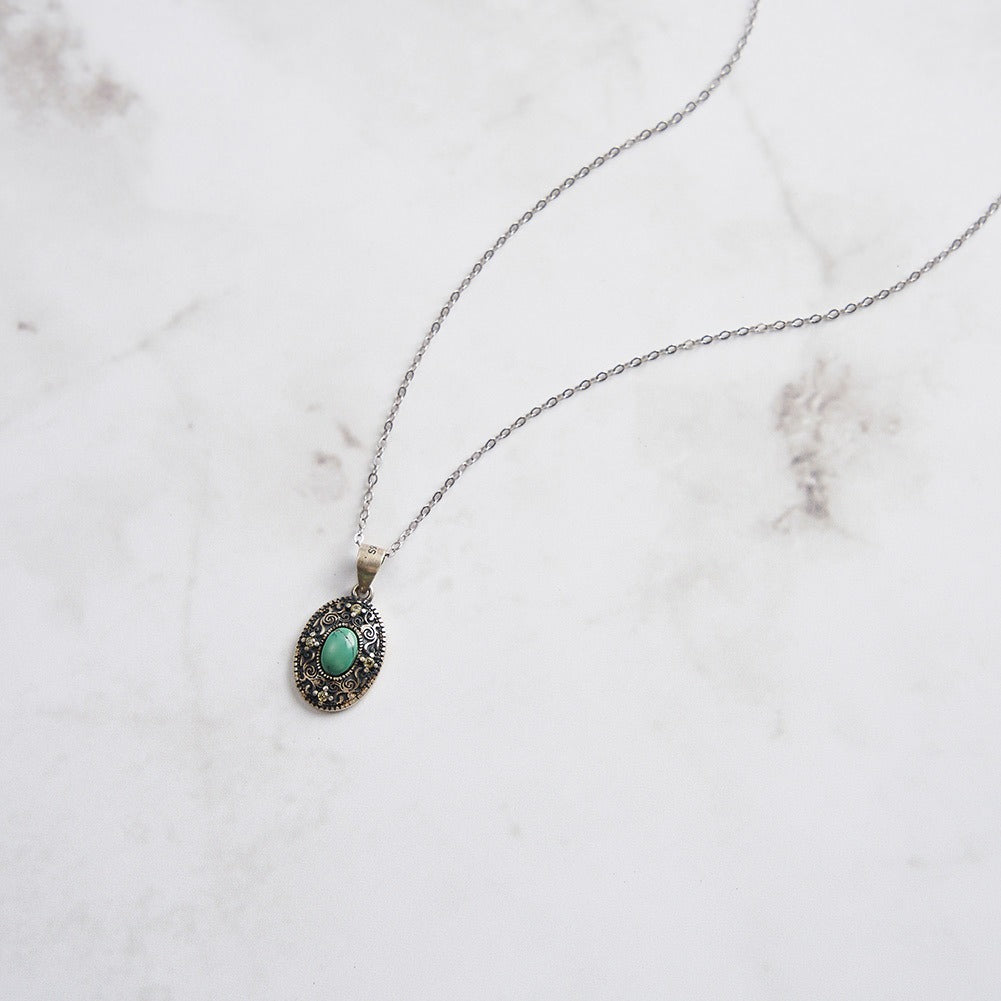 Kemstone 925 Sterling Silver Turquoise Oval Pendant Necklace for Women Vintage Oxidized GMN45