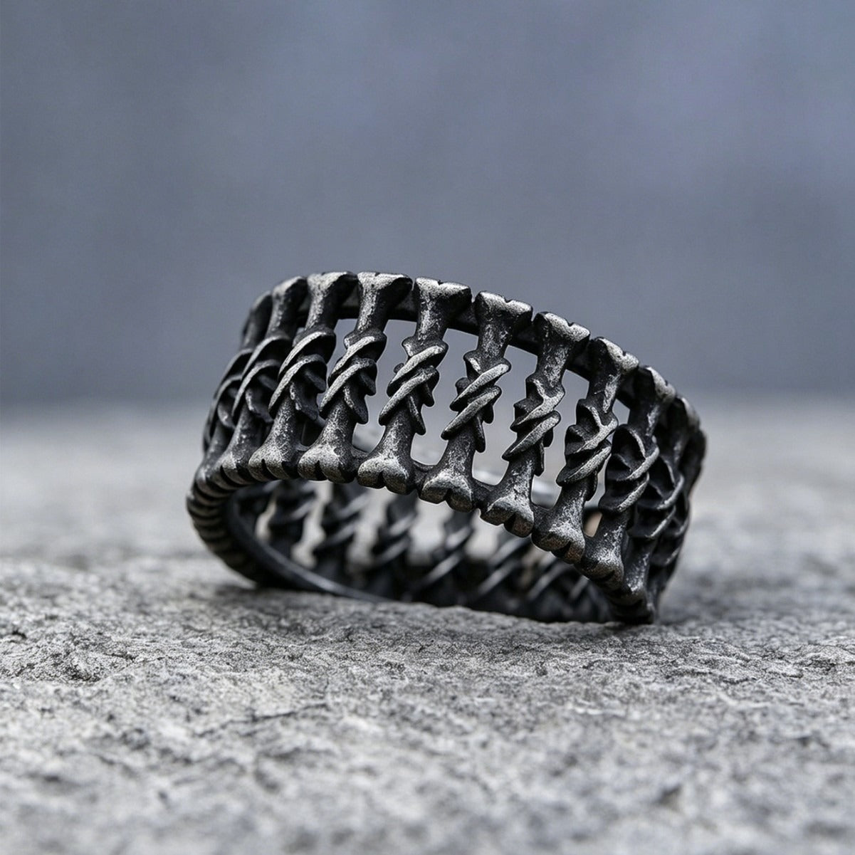 Kemstone Stainless Steel Gothic Spine Ring for Men Vintage Openwork Silver MJ0376