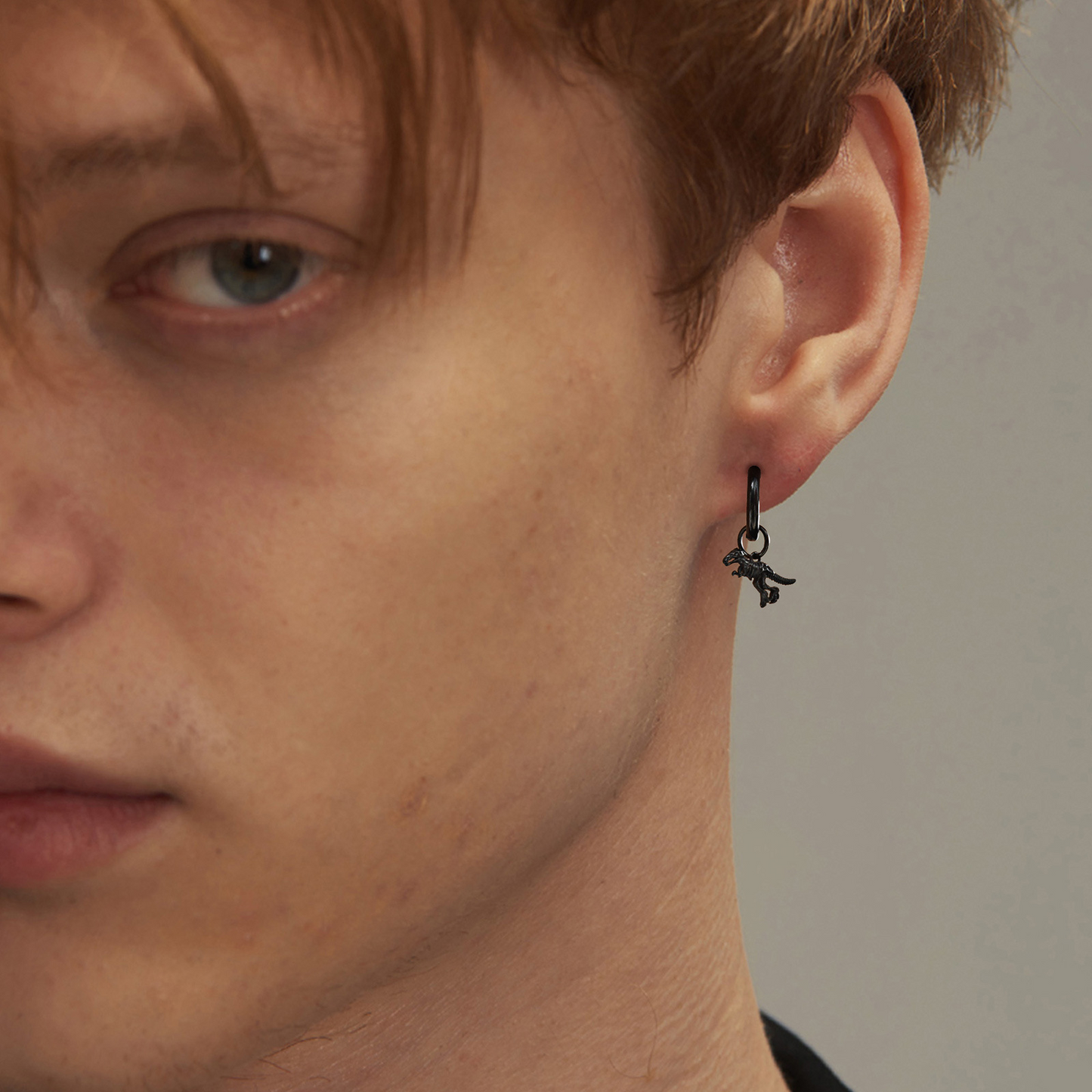 Stainless Steel Dinosaur Skeleton Hoop Earring for Men – Black Drop Charm ED-868