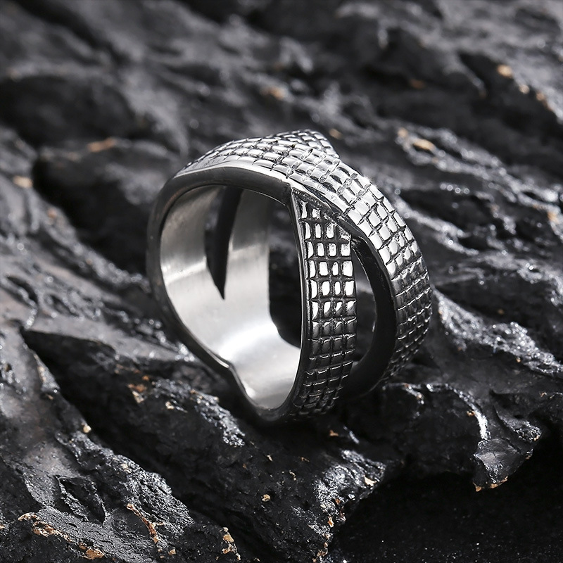 Kemstone Crossed Infinity Grid Titanium Steel Ring for Men – Vintage Oxidized Wide KR104179-BDJX