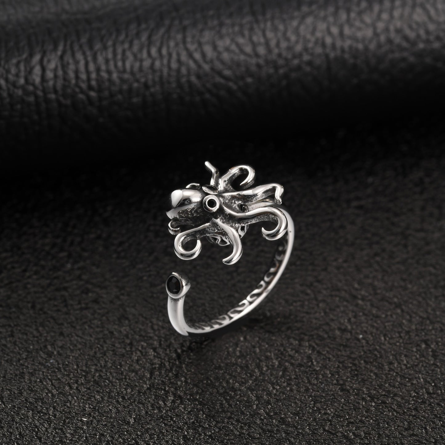 Kemstone Stainless Steel Octopus Spinner Ring for Men Open Vintage Silver RC-1133