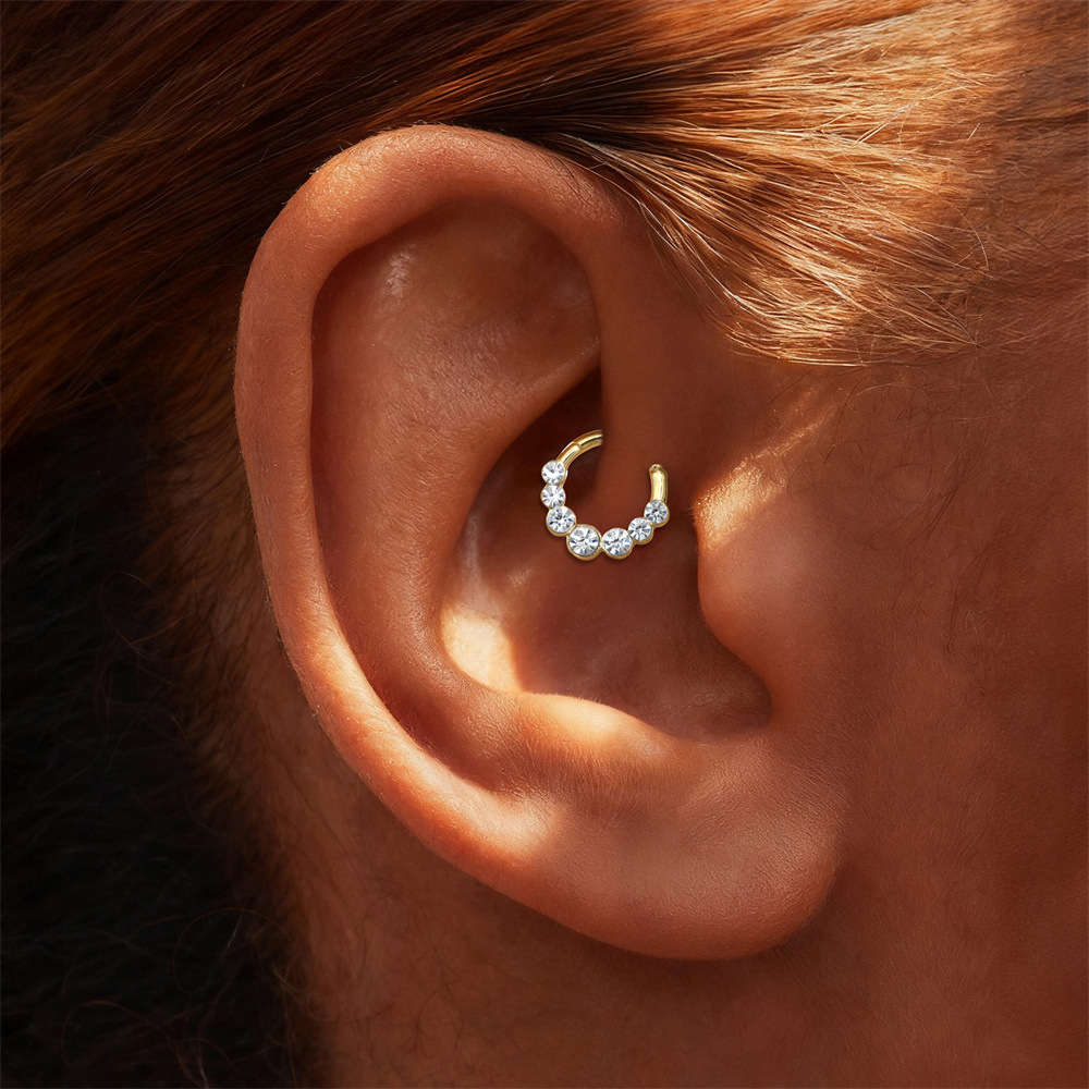 Kemstone S925 Sterling Silver Graduated Cubic Zirconia Cartilage Hoop for Women 60267762009C
