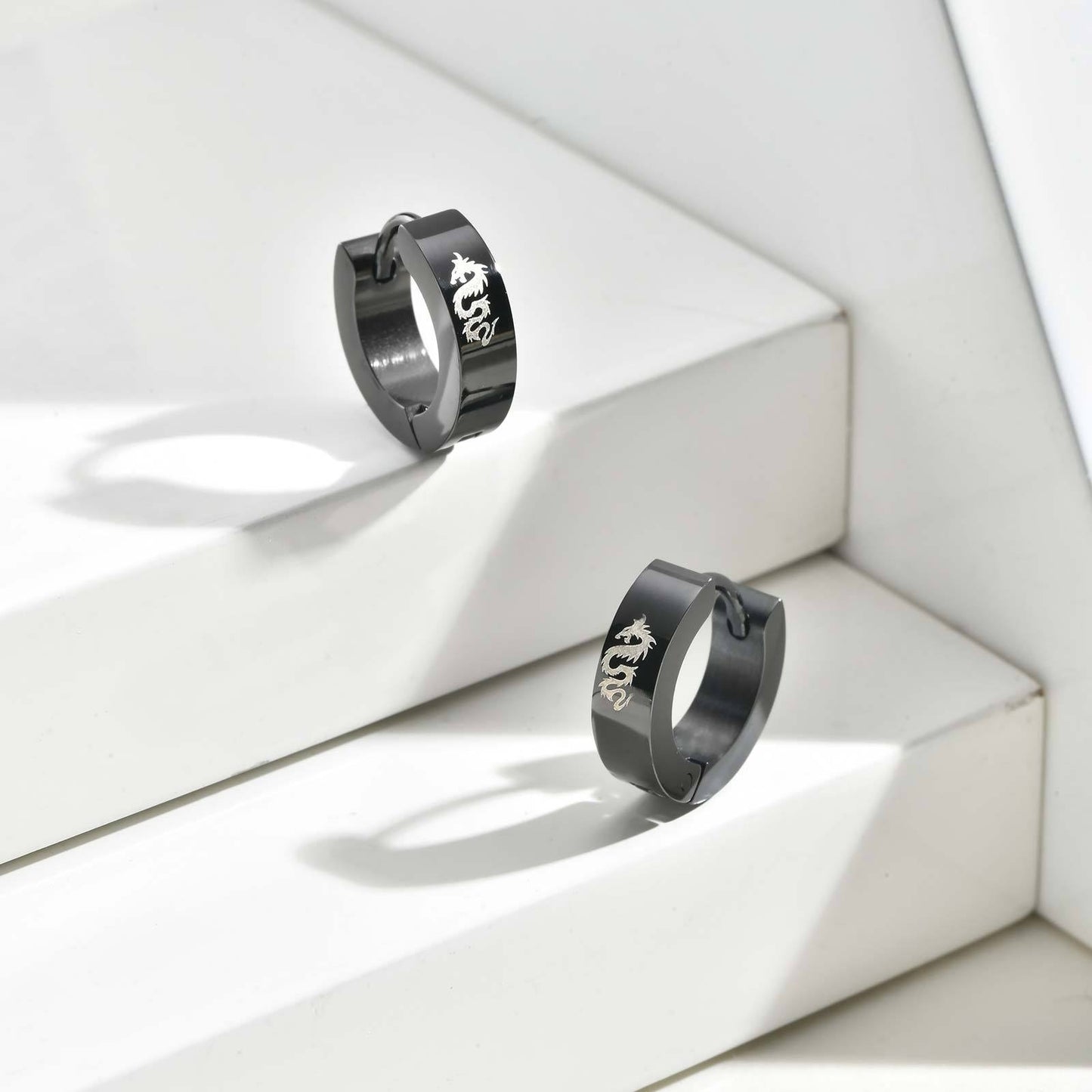 Kemstone Men’s Stainless Steel Hoop Earring – Laser Dragon EH-127
