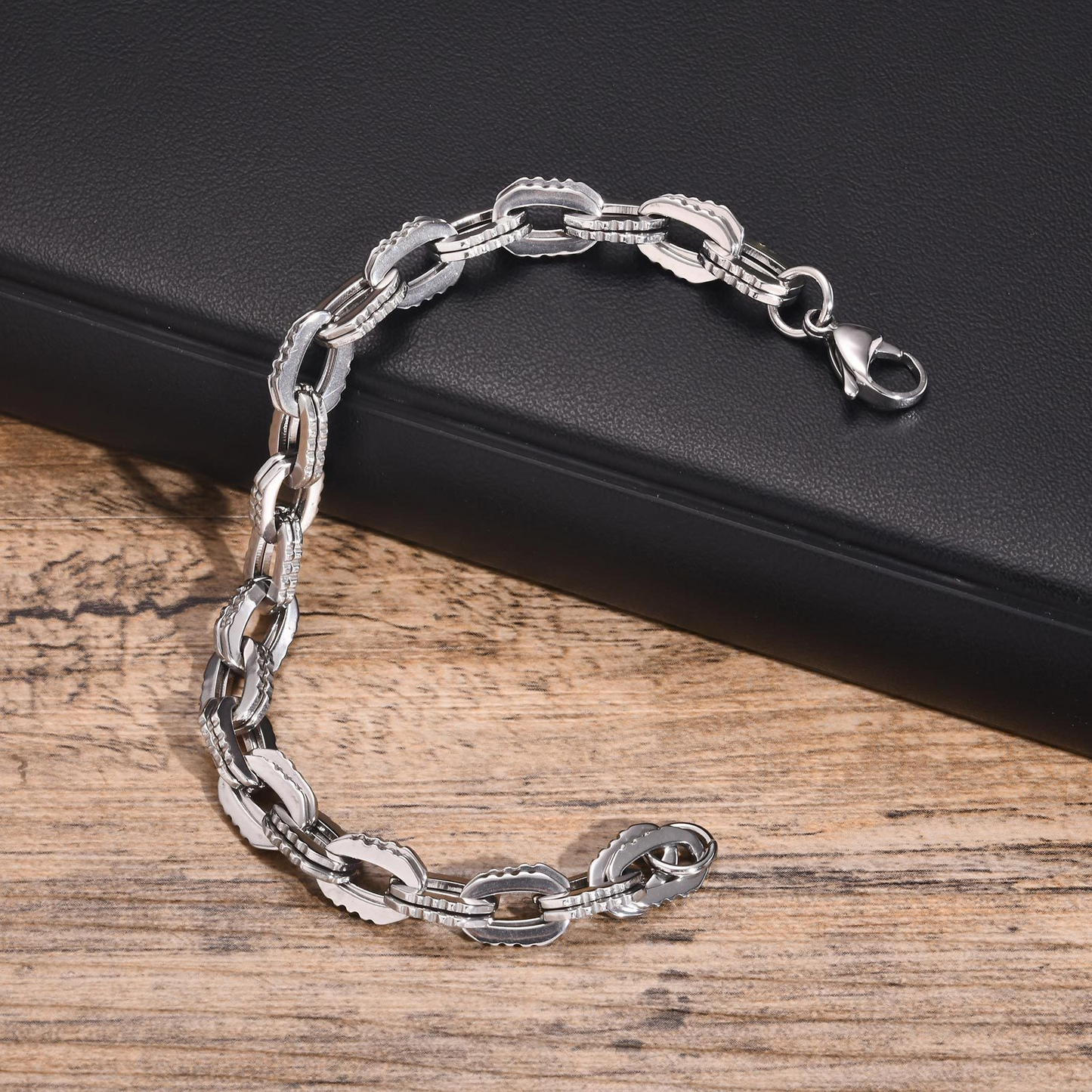 Kemstone Stainless Steel Textured Chain Bracelet for Men – Silver BR-1928