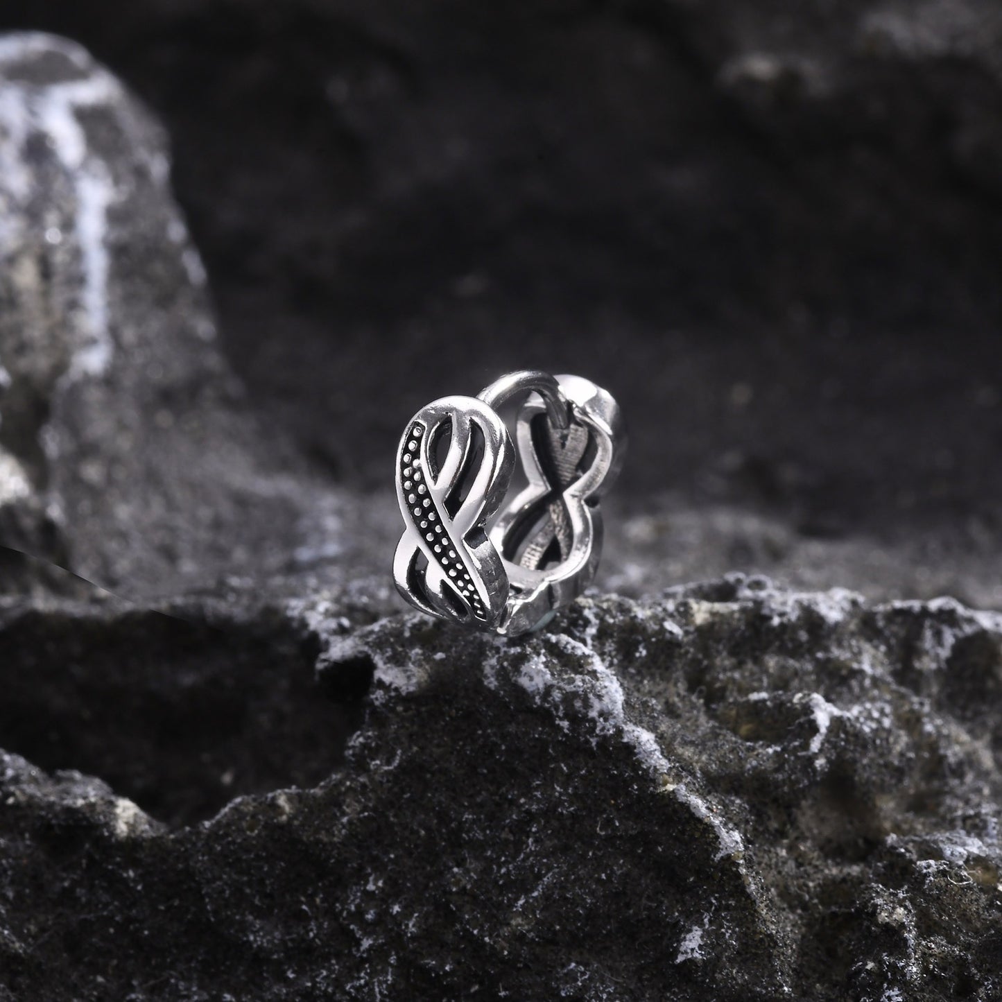 Kemstone Men’s Stainless Steel Infinity Hoop Earring – Vintage Silver EH-687