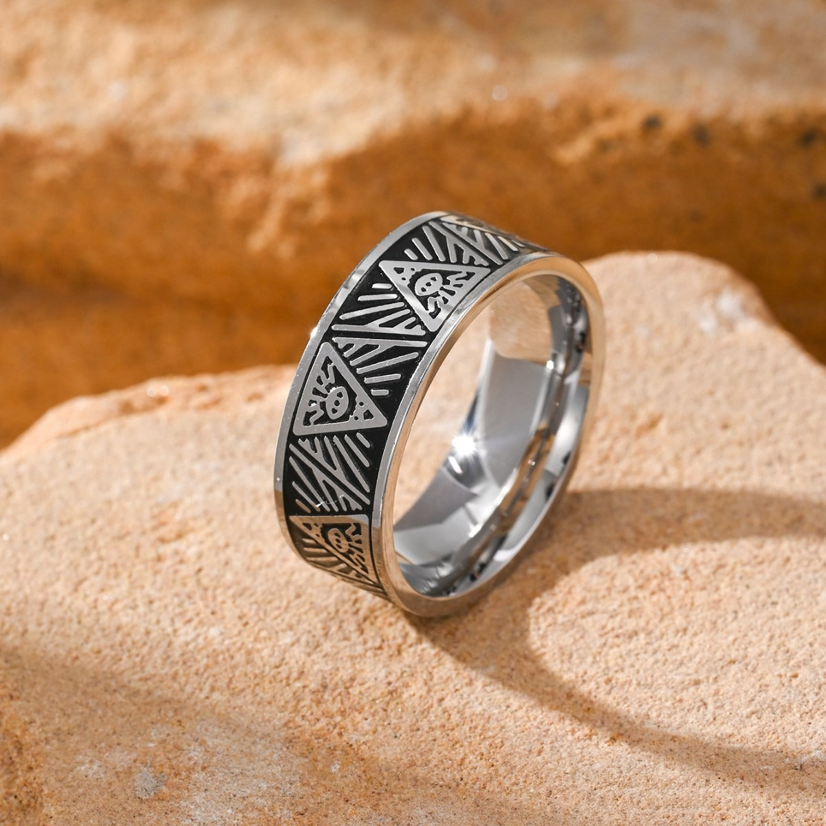 Kemstone Stainless Steel Graphic Pattern Ring for Men TR0435