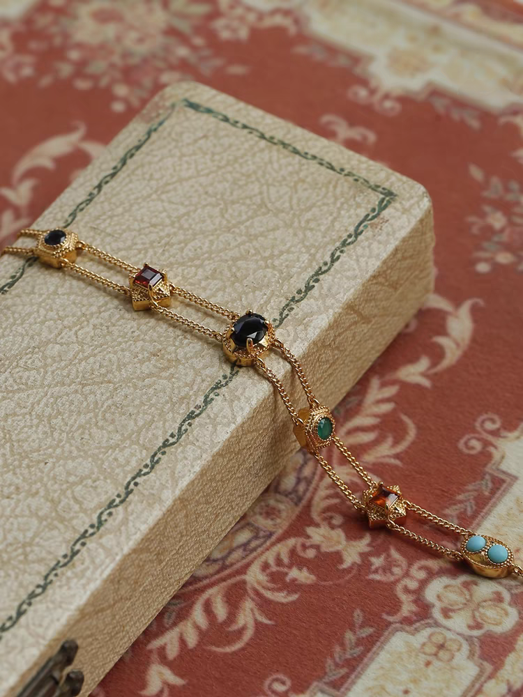 Pulsera de doble capa con múltiples gemas, estilo occidental, hecha a mano por Kemstone, diseño original, plata de ley 925, chapada en oro, ajustable.