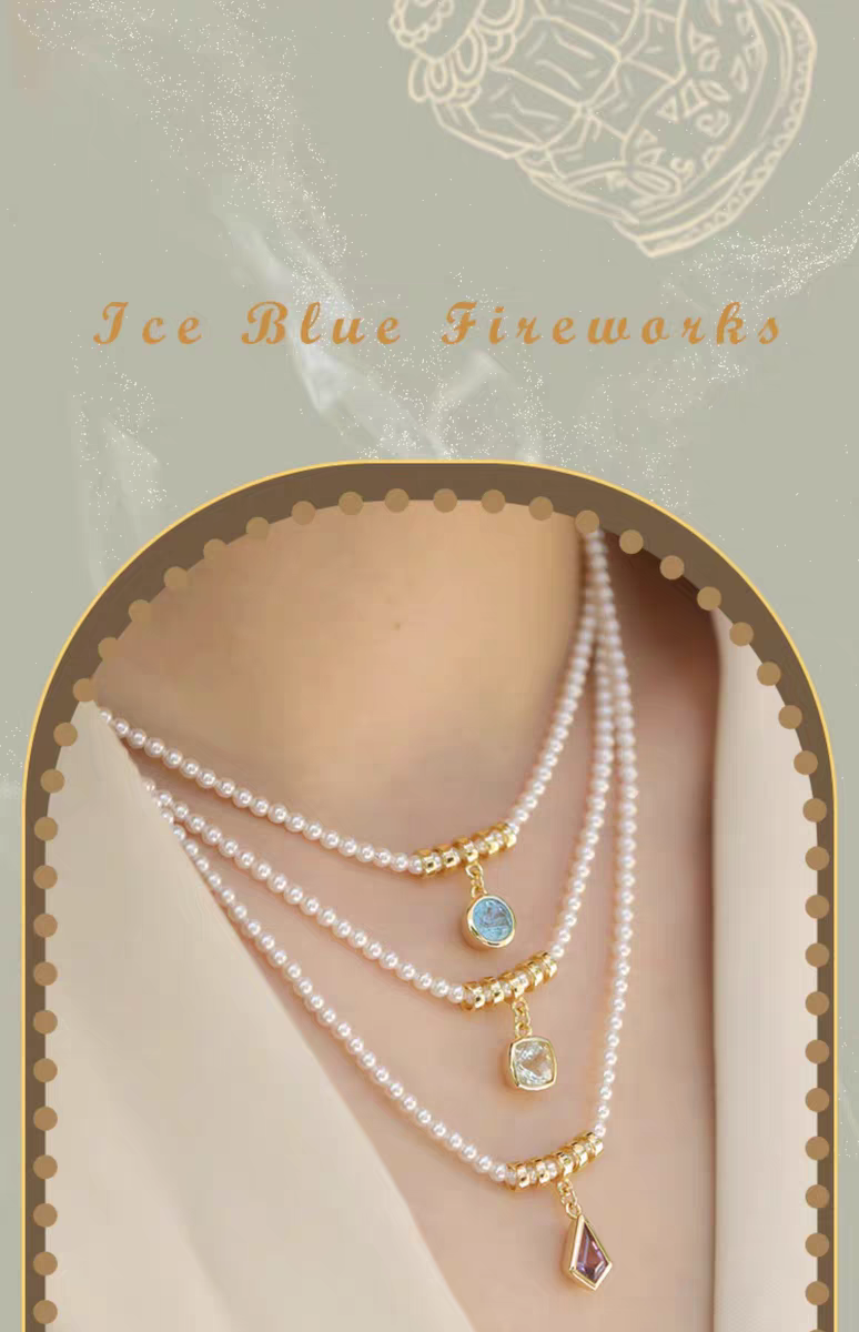 Collar JCE Blue Fireworks, diseño original artesanal de Kemstone: topacio azul suizo, cuentas de cristal y gargantilla ajustable de perla, diseño de lujo en plata 925.