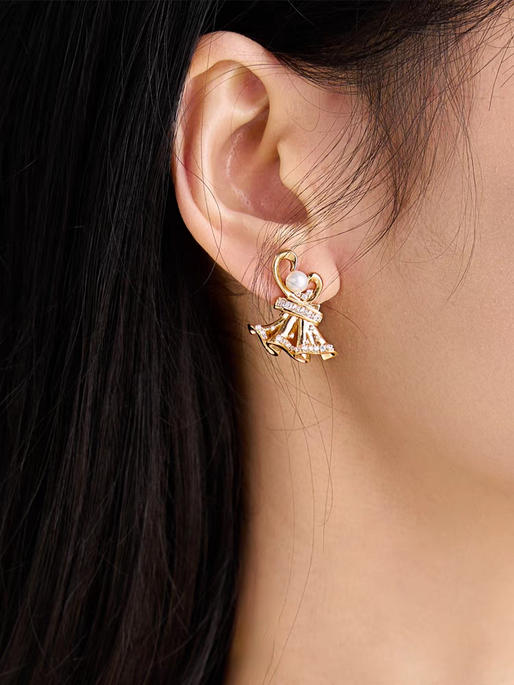 Pendientes Glaimore de estilo vestido de gala, hechos a mano por Kemstone, con diseño original. Pendientes colgantes de perla y circonita cúbica bañados en oro en plata de ley 925. Joyas de novia vintage para mujer.