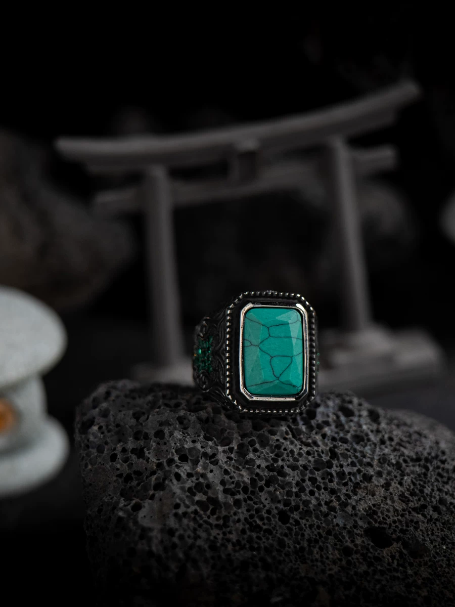 Kemstone Emerald Valor Titanium Steel Men’s Ring – Medieval Green Stone with Zirconia Accents