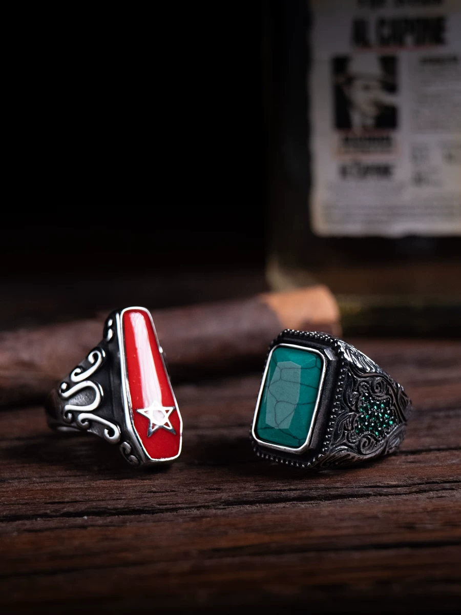 Kemstone Emerald Valor Titanium Steel Men’s Ring – Medieval Green Stone with Zirconia Accents