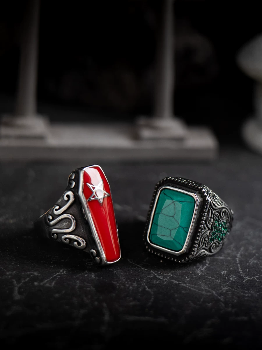 Kemstone Emerald Valor Titanium Steel Men’s Ring – Medieval Green Stone with Zirconia Accents