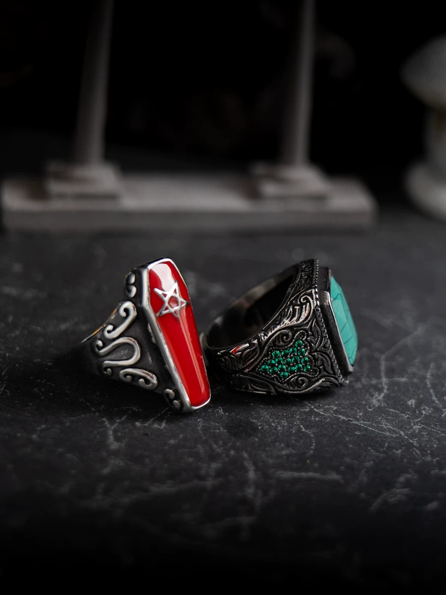 Kemstone Emerald Valor Titanium Steel Men’s Ring – Medieval Green Stone with Zirconia Accents