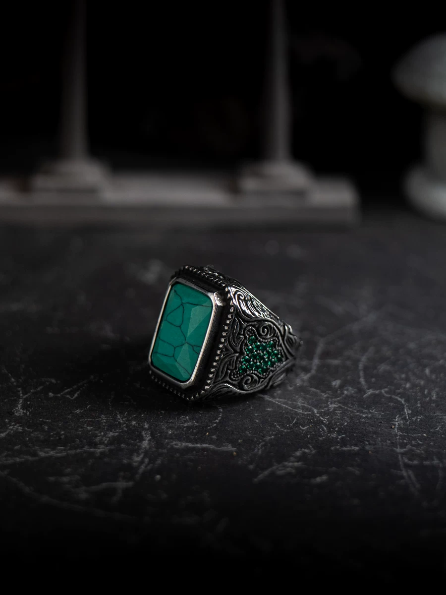 Kemstone Emerald Valor Titanium Steel Men’s Ring – Medieval Green Stone with Zirconia Accents
