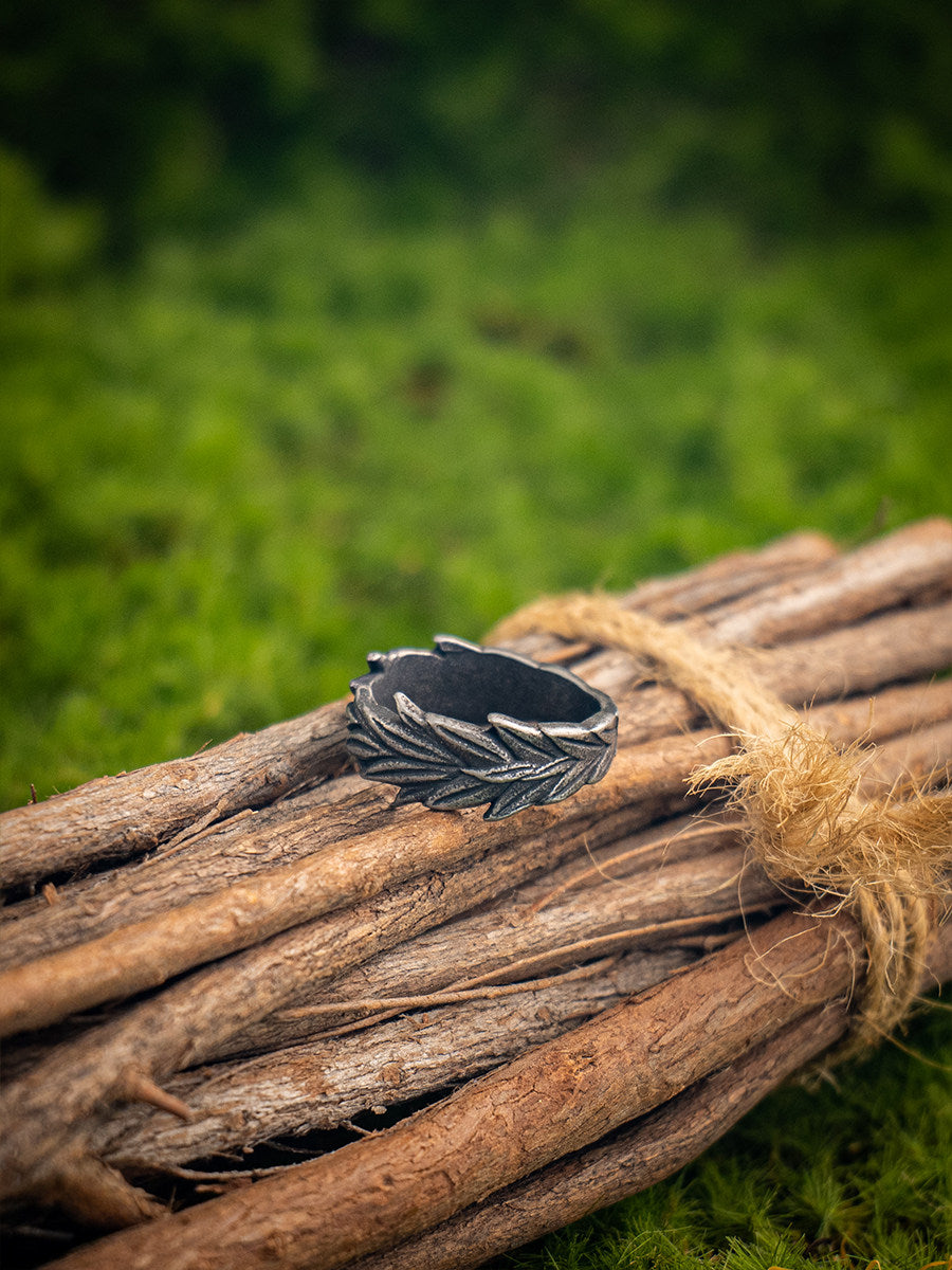 Kemstone Titanium Steel Leaf Ring for Men Vintage NW-JZ248