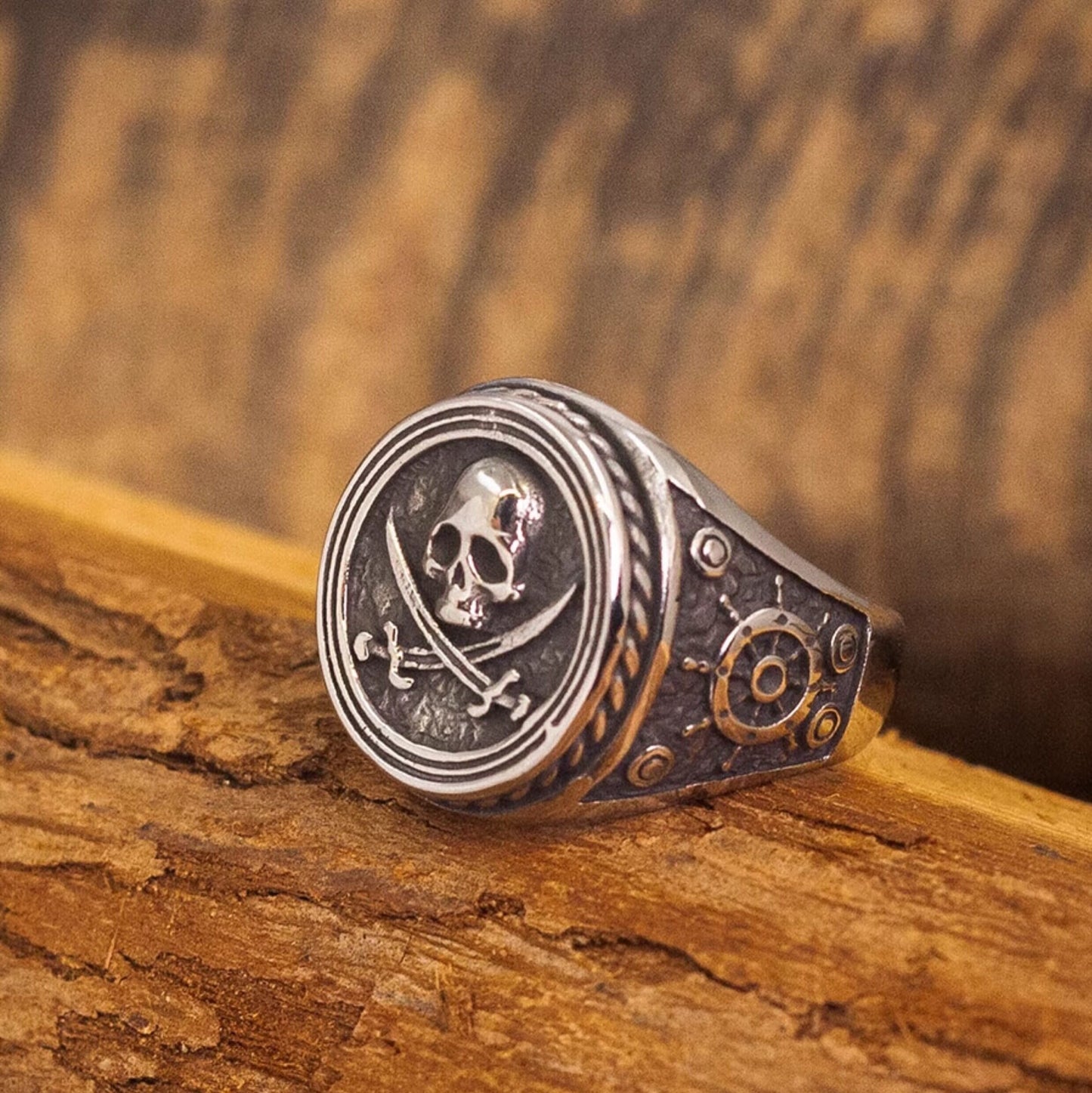 Kemstone Pirate Skull Signet Ring – Titanium Steel Vintage Punk NW-JZ107