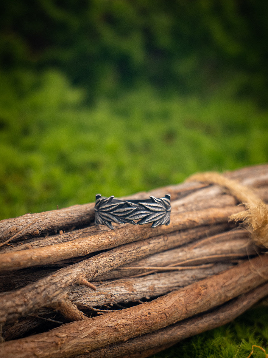 Kemstone Titanium Steel Leaf Ring for Men Vintage NW-JZ248