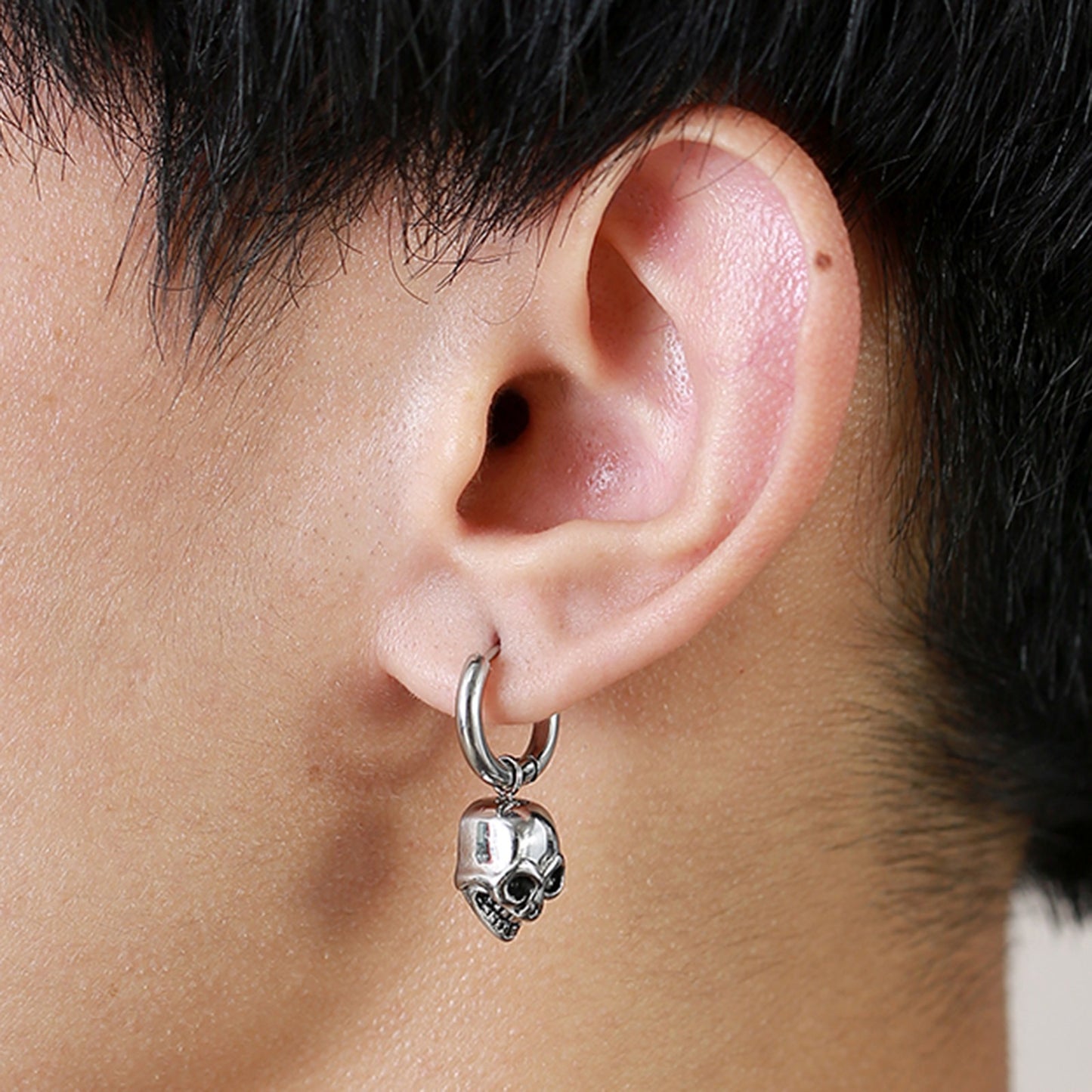 Kemstone Men’s Stainless Steel Skull Hoop Earring – Silver EH-313